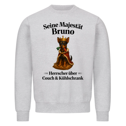 Majestät über Couch & Kühlschrank
